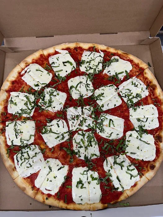 Delizia's Pizza Kitchen (Highland Falls) Picture 1