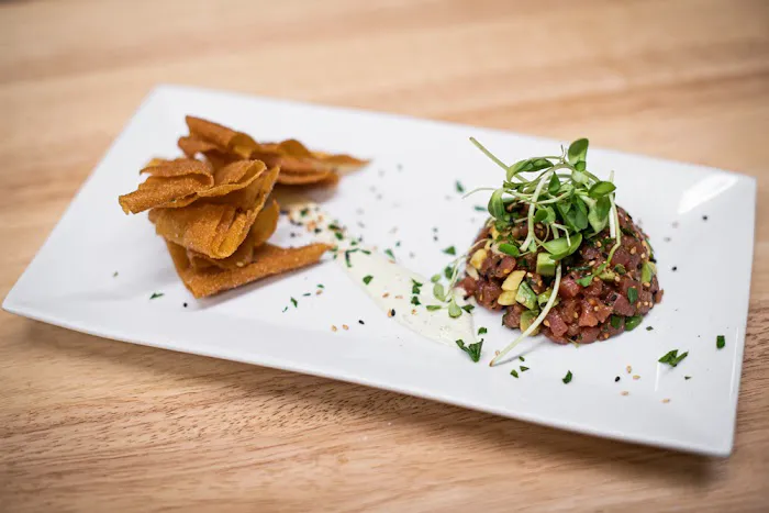 Storm King Lounge and Fare Picture 10