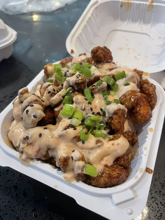 375º Chicken 'n Fries Picture 6