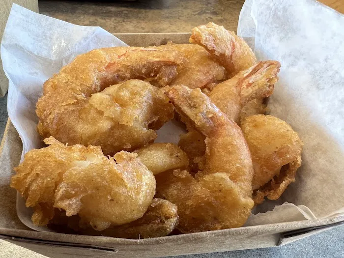 Uncle Willie's Wings Picture 4