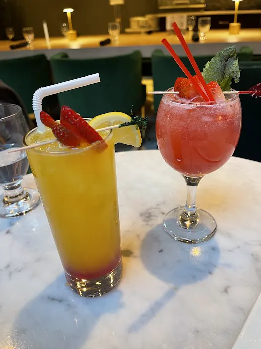 Dutch's Restaurant Picture 1