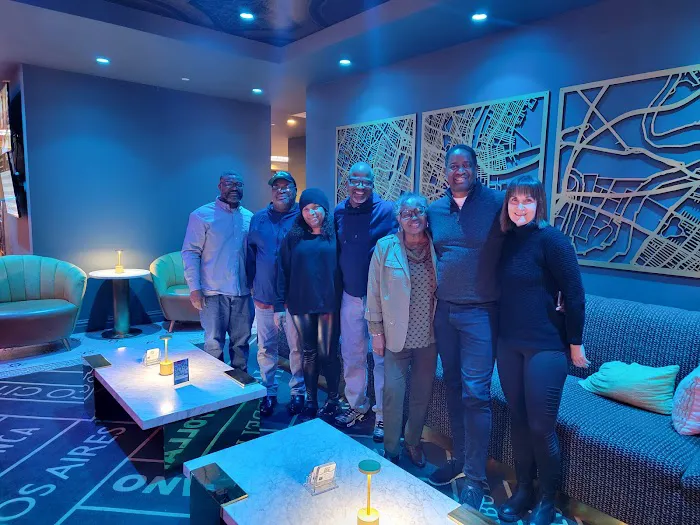 Dutch's Restaurant Picture 3