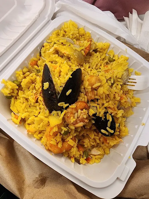 Manny’s BBQ & Restaurant Picture 10