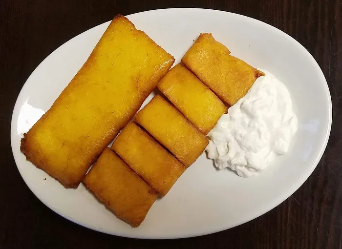 EL SALVADOREÑO CAFE RESTAURANT LLC Picture 7