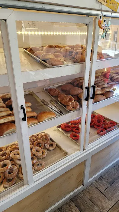 Pancito Caliente - Buffet Criollo Don Miguel - Comida y Pan Ecuatoriano Picture 5