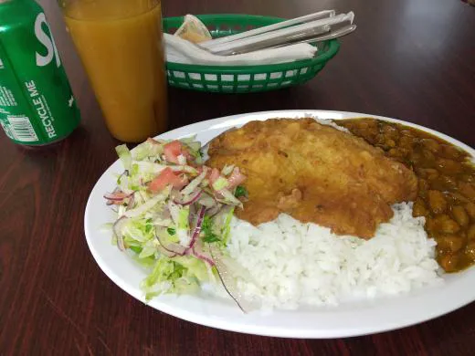 Pancito Caliente - Buffet Criollo Don Miguel - Comida y Pan Ecuatoriano Picture 2