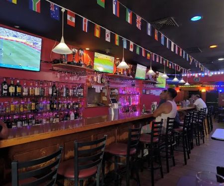 Mely Mar 2 bar restaurant