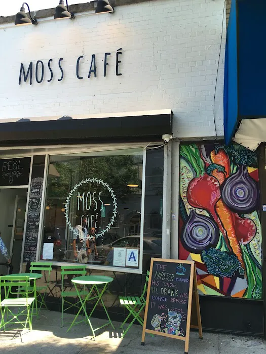 Moss Café Picture 7