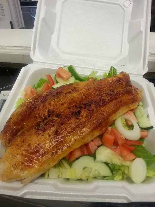 Tastey's Gail's Southern Style Soul Food Picture 3