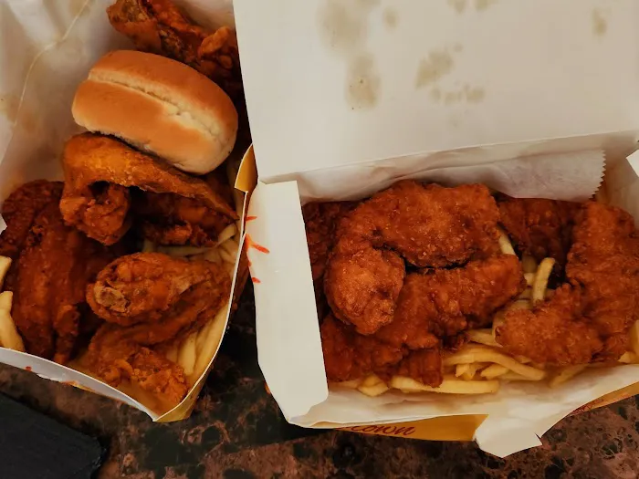 Crown Fried Chicken Picture 2