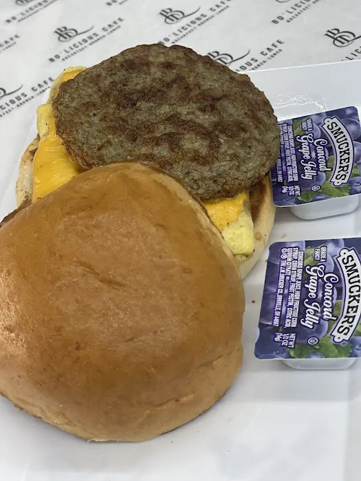 Bo‘licious Cafe Picture 2