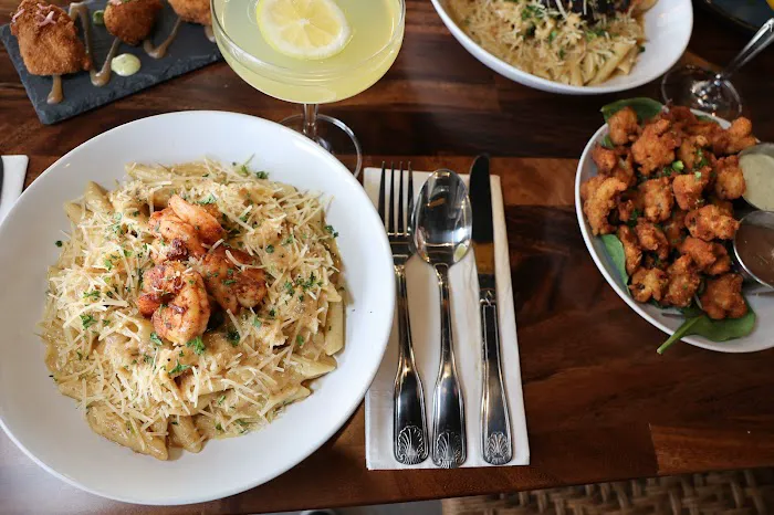 Bacchanal Junction Picture 7