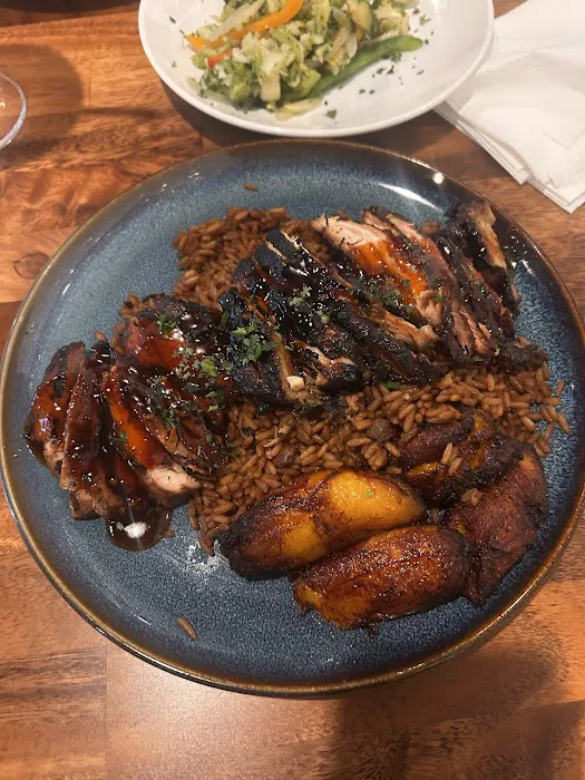 Bacchanal Junction Picture 4