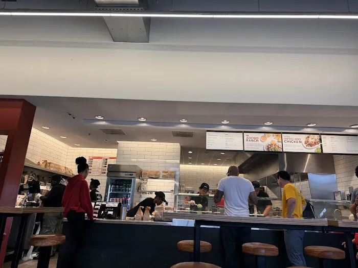 Chipotle Mexican Grill Picture 9