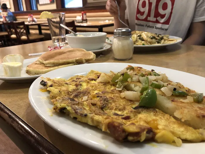 Mark Twain Diner & Restaurant Picture 4