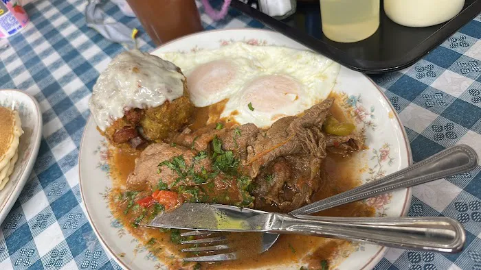 Don Vega Deli Picture 1