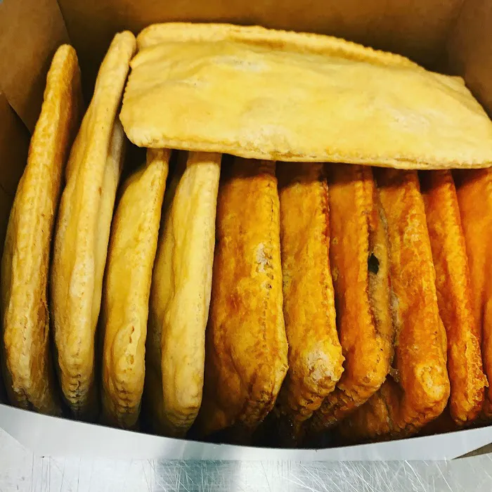 Landos Jamaican Resturant/Bakery Picture 8