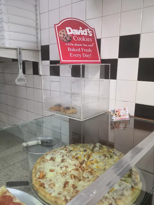 Gino's Pizza Picture 7