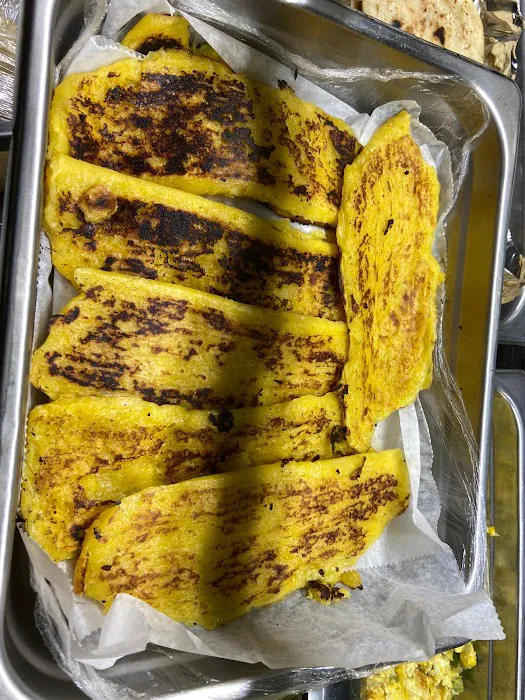 Pupuseria Isabel Corp Picture 3