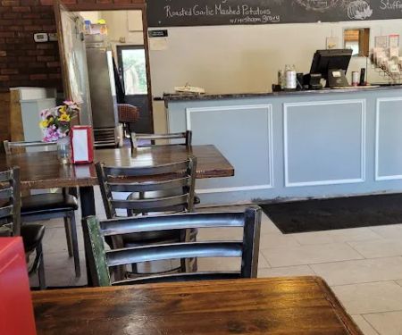 THAT PIZZA PLACE IN LEVITTOWN