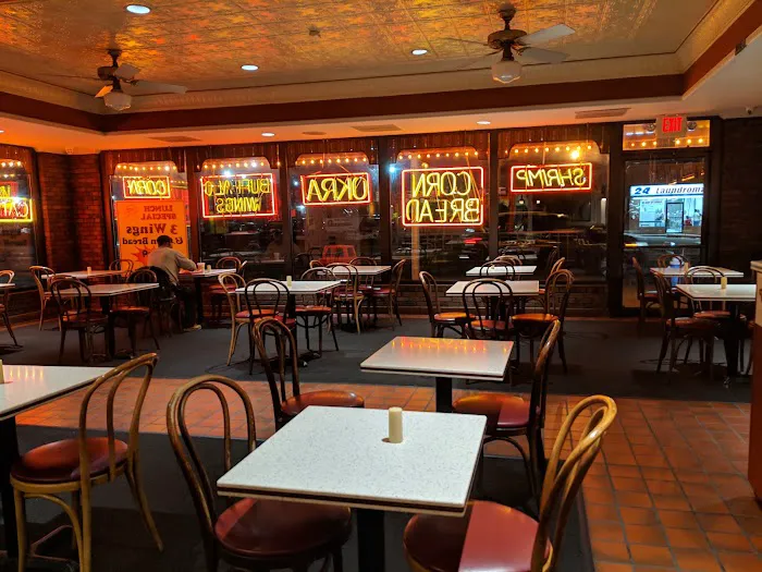 Wings 'n' Things Picture 10