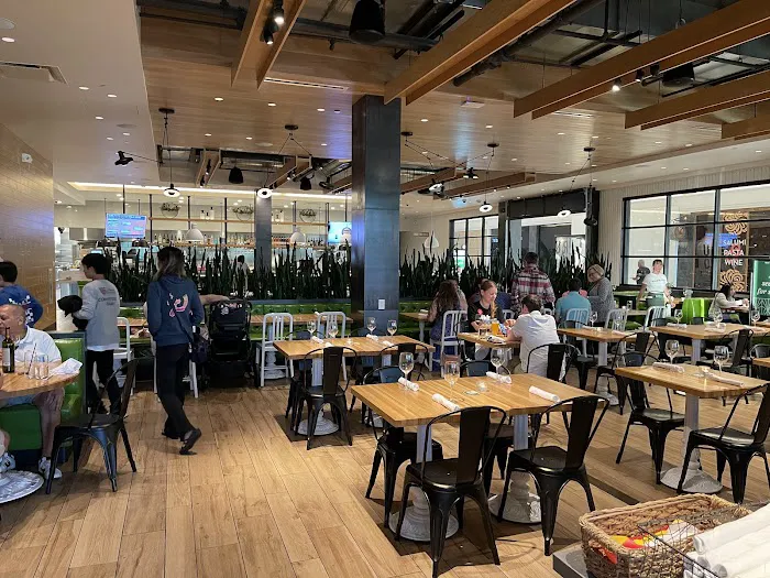 True Food Kitchen Picture 7