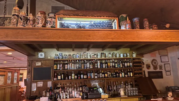 Oak Chalet Picture 3