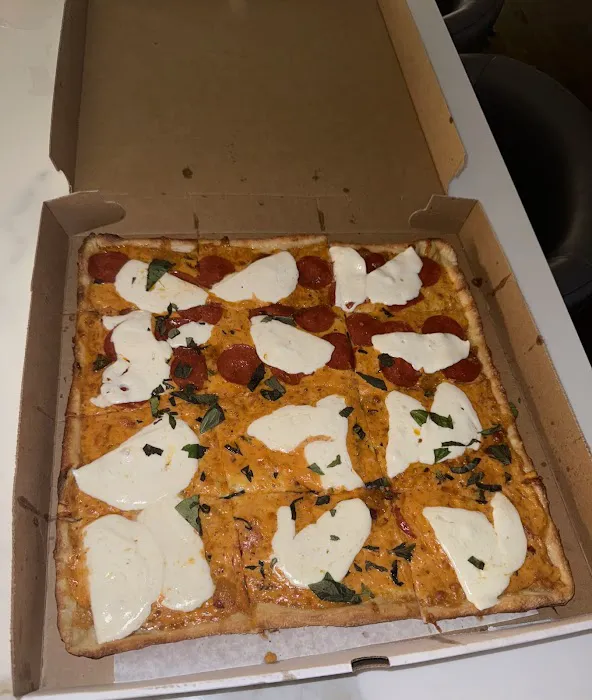 Frank's Pizza & Pasta Picture 1