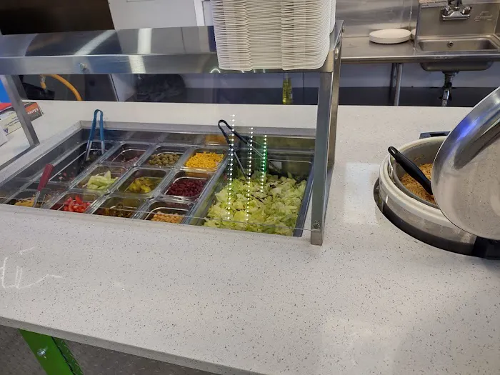 Hamza & Madina Halal Food Bellmore Picture 2