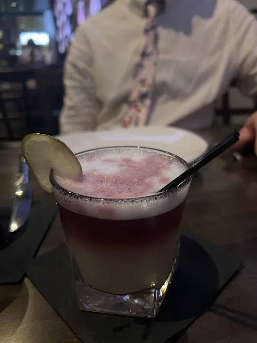 Avenue Social Kitchen & Cocktails Picture 8