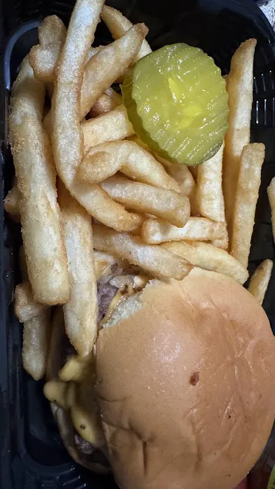 Baba’s Halal Hot Chicken & Smash Burgers Picture 9