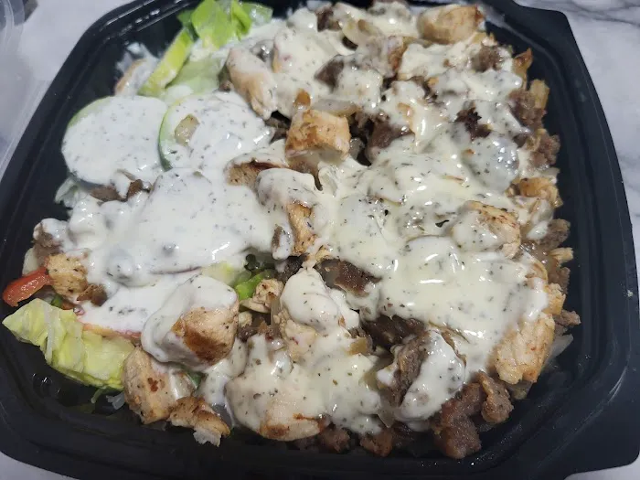 Baba’s Halal Hot Chicken & Smash Burgers Picture 7