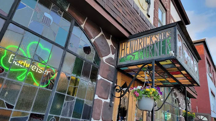 Hendrickson's Corner Picture 1