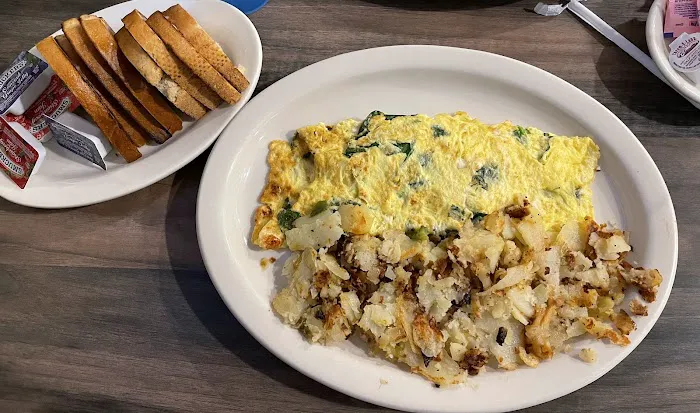 Lighthouse Family Restaurant and Diner Picture 5