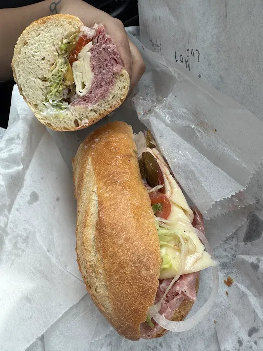 Giovanni's Salumeria Picture 4