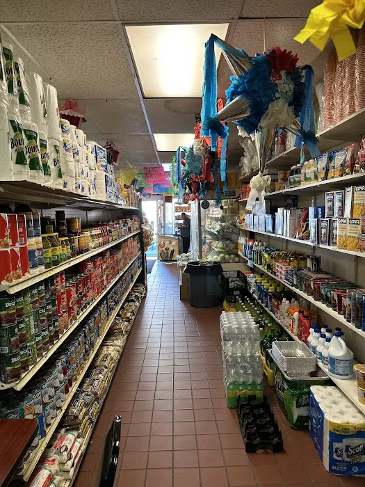 Acapulco Plaza Grocery & Deli Picture 10