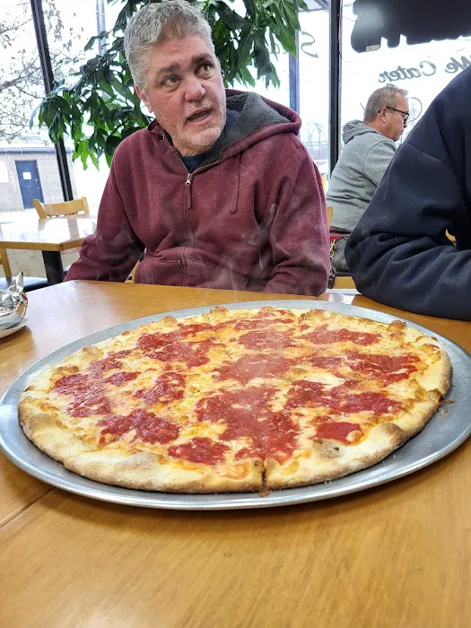 Original Giuseppes Pizza Picture 3