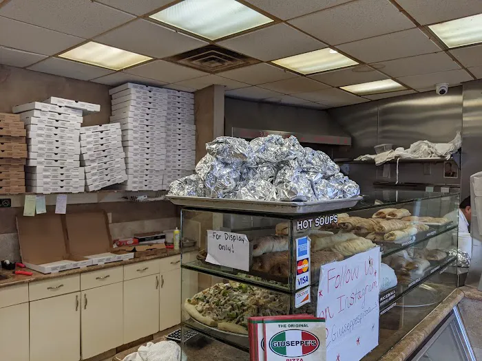 Original Giuseppes Pizza Picture 5