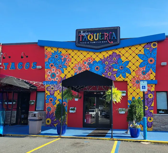 Sofia's Taqueria (Amboy Rd) Picture 9