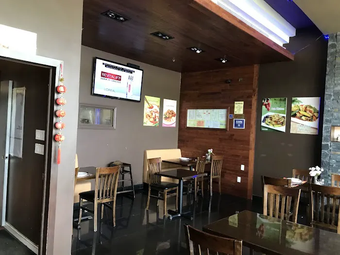 Pacific Kitchen Picture 5