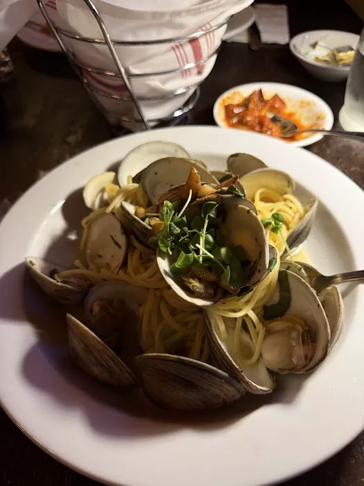 Campania Coal-Fired Pizza Picture 2