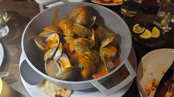 Campania Coal-Fired Pizza Picture 1