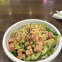 Poke Island & Grill ico