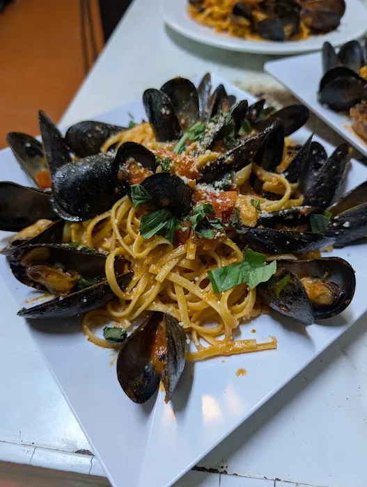 Marino’s Pizza House Picture 3