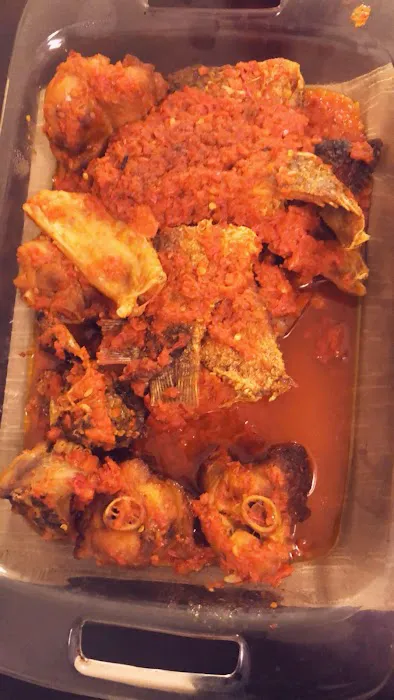 Honeypot’s kitchen Picture 4