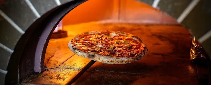 Mama Rosaria's Pizza & Restaurant Picture 2