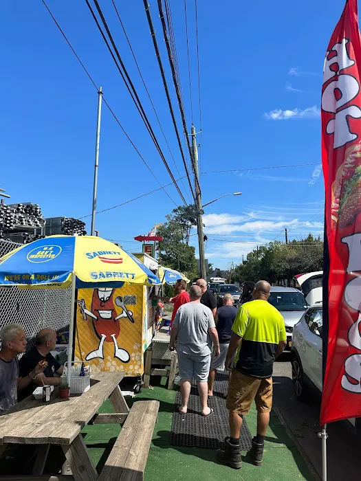 Red's Hotdog Stand Picture 7