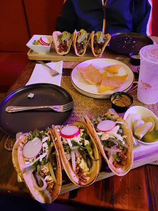 Yolpaqui Taqueria Picture 1