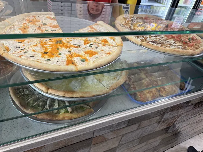 La Bella Pizza Picture 4