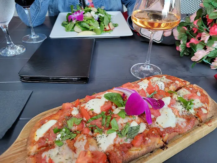 1730 Wine Bar & Eats Picture 3